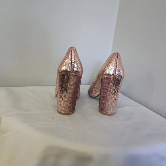 Rose pink sequin shoes - Picture 3 of 5